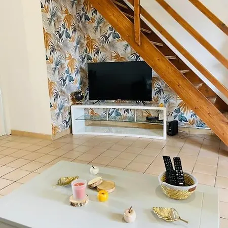 度假居 Les Bleuets Futuroscope Maison 4 Personnes 沙斯讷伊迪普瓦图